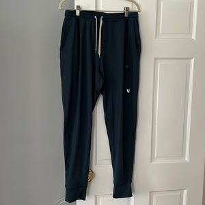 Vuori joggers